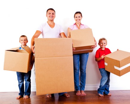 Professional Tooting movers introducing a local moving company